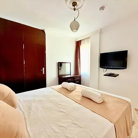 Fethiye-calis'ta 5 Yatak Odali 10 Kisilik Coral 4 *