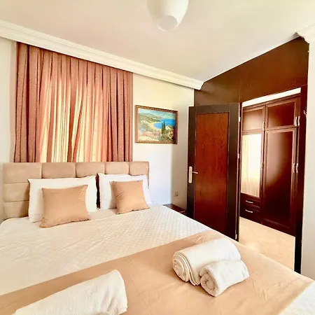 Fethiye-calis'ta 5 Yatak Odali 10 Kisilik Coral 4 Βίλα