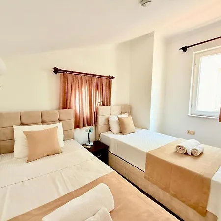 Fethiye-calis'ta 5 Yatak Odali 10 Kisilik Coral 4 * Φετιγιέ