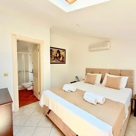 Fethiye-calis'ta 5 Yatak Odali 10 Kisilik Coral 4 Φετιγιέ